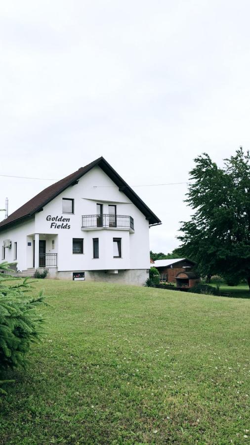 Apartment Golden Fields Smoljanac Zewnętrze zdjęcie