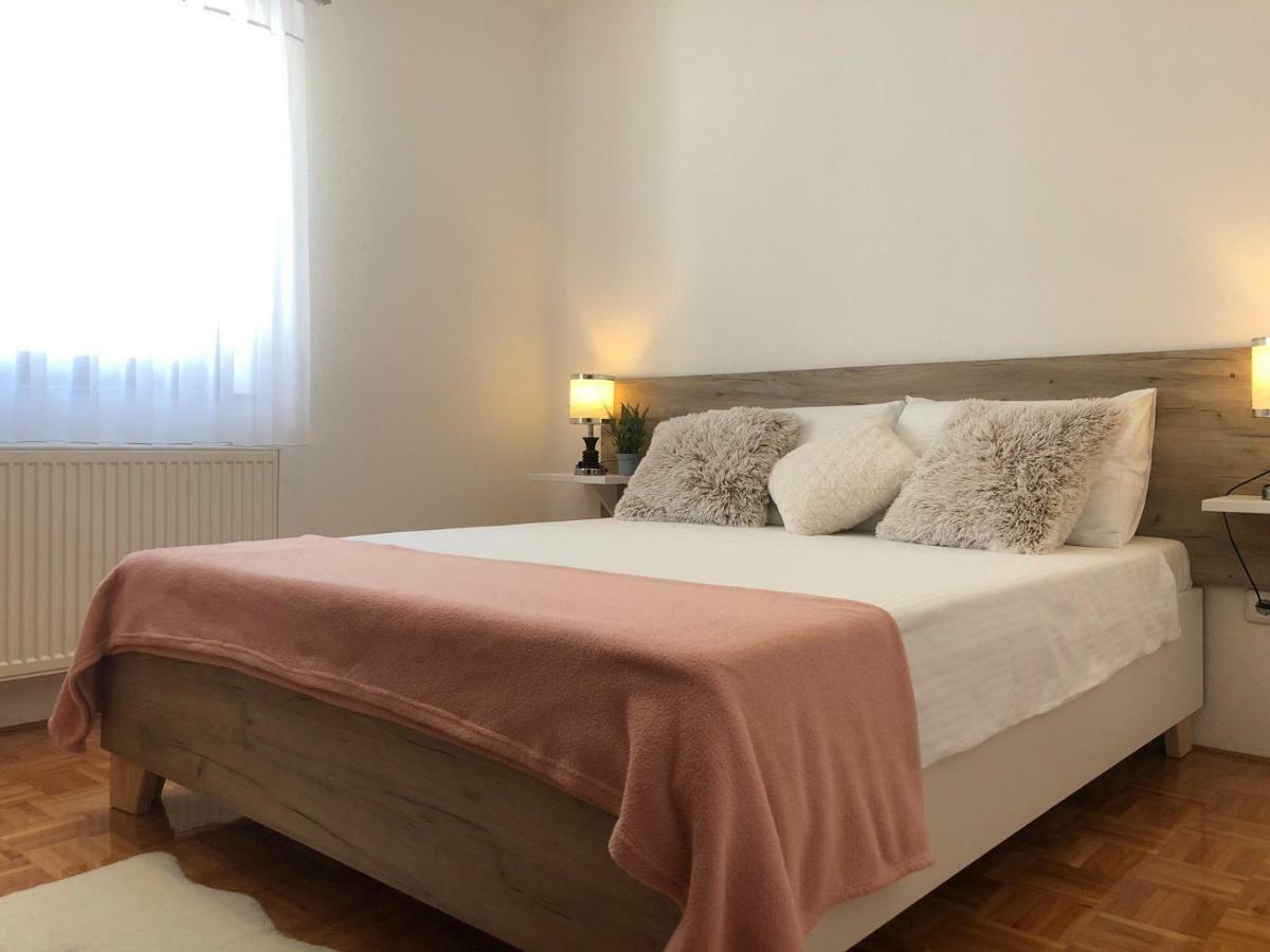 Apartment Golden Fields Smoljanac Zewnętrze zdjęcie