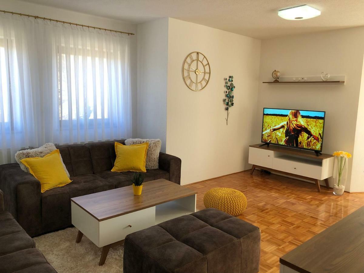 Apartment Golden Fields Smoljanac Zewnętrze zdjęcie