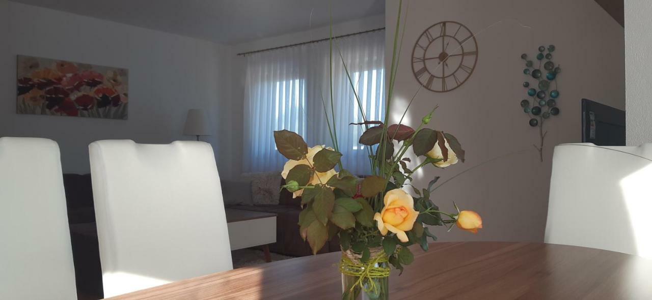 Apartment Golden Fields Smoljanac Zewnętrze zdjęcie